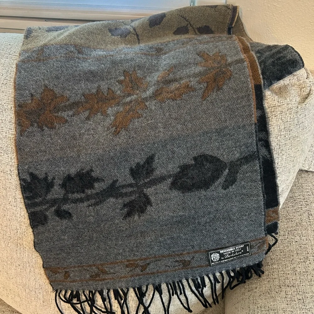 Berkshire Reversible Gray and Brown Scarf Leaf print fringe